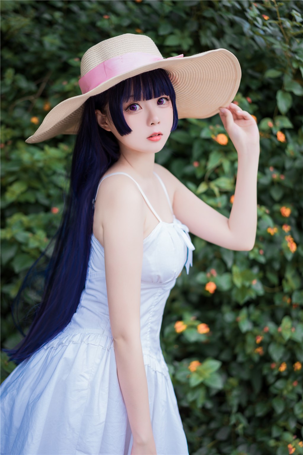 海角官网情感专题速递：记录下海角社区登录后那句低语如何在暗夜中闪烁出禁忌浪漫的光芒